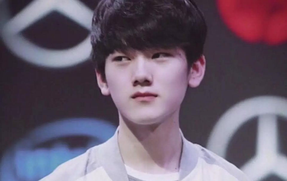 在最新的更新中，发现了关于新游戏模式和箱子的代码