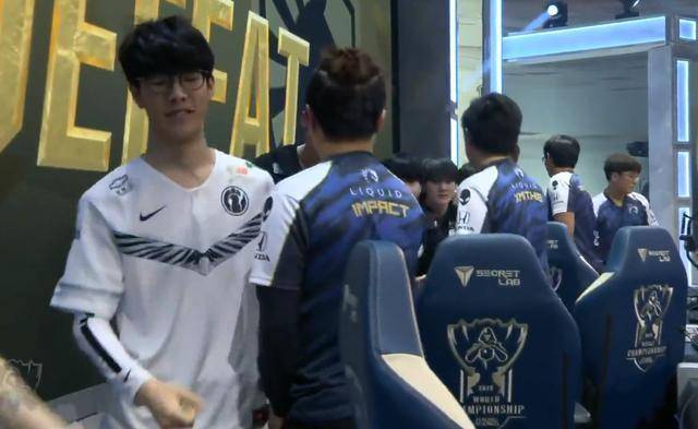 Aleksib 在对阵 Spirit 的比赛前：“Spirit — 是我们上赛季的克星 — 我们会全力以赴准备。”